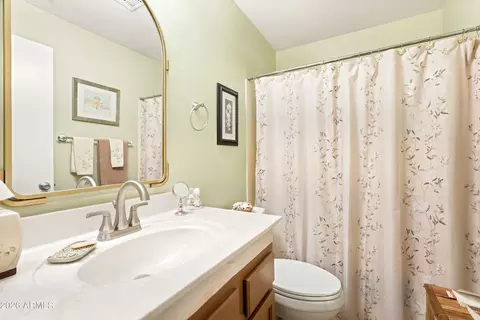 Bath - 1117 W Laurel Ave, Gilbert, AZ 85233 photo 1 of 2
