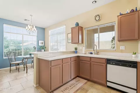 Kitchen - 1117 W Laurel Ave, Gilbert, AZ 85233 photo 1 of 2