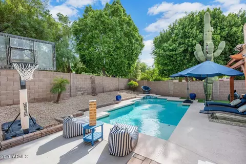 Exterior - 4834 E Mossman Rd, Phoenix, AZ 85054 photo 5 of 8