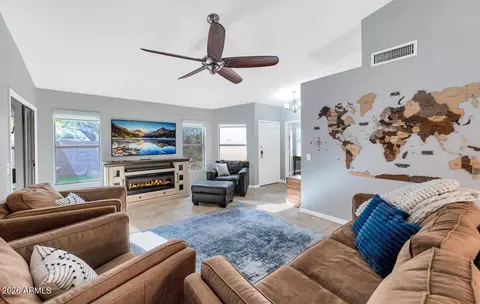Living - 4834 E Mossman Rd, Phoenix, AZ 85054 photo 3 of 4