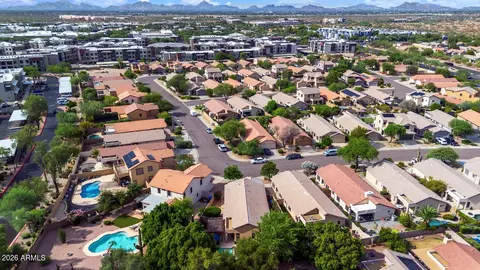 View/Area - 4834 E Mossman Rd, Phoenix, AZ 85054 photo 5 of 8