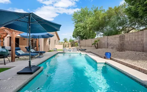 Exterior - 4834 E Mossman Rd, Phoenix, AZ 85054 photo 8 of 8