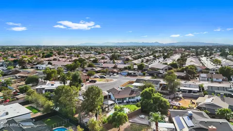 View/Area - 253 S Monterey St, Gilbert, AZ 85233 photo 4 of 6