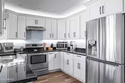 Kitchen - 253 S Monterey St, Gilbert, AZ 85233 photo 2 of 5