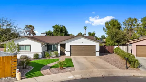 Exterior - 253 S Monterey St, Gilbert, AZ 85233 photo 13 of 15
