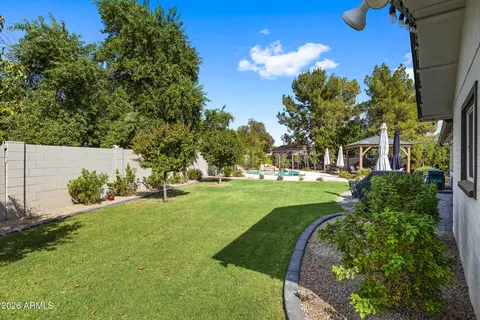 Exterior - 253 S Monterey St, Gilbert, AZ 85233 photo 7 of 15