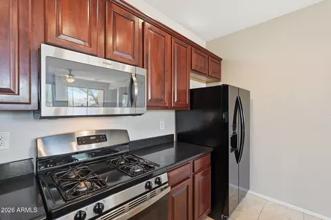 Kitchen - 3726 E Yeager Dr, Gilbert, AZ 85295 photo 5 of 6