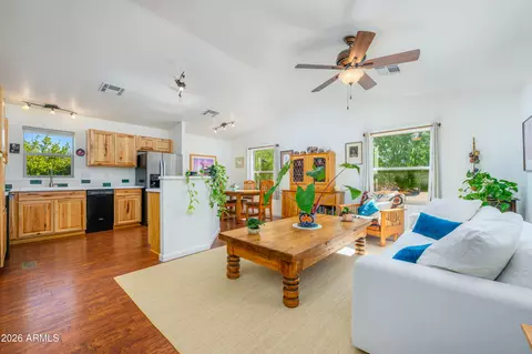 10755 E Quail Run Rd, Cornville, AZ 86325