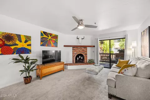 3031 N Civic Center Plz #215, Scottsdale, AZ 85251