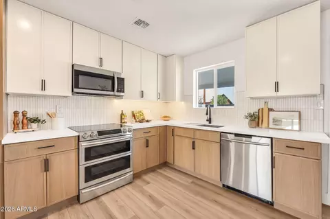 Kitchen - 4902 E Granada Rd, Phoenix, AZ 85008 photo 1 of 4