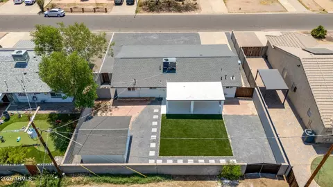 View/Area - 4902 E Granada Rd, Phoenix, AZ 85008 photo 6 of 10