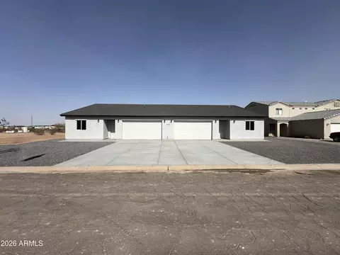15985 S Yava Rd, Arizona City, AZ 85123