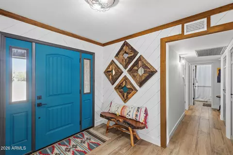 Entry Way - 1011 E Maddock Rd, Phoenix, AZ 85086 photo 1 of 2