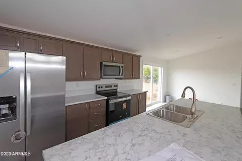 2067 E Spruce St, Williams, AZ 86046 photo 5