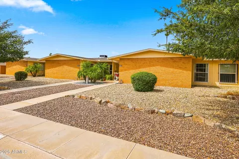 10822 W Santa Fe Dr, Sun City, AZ 85351