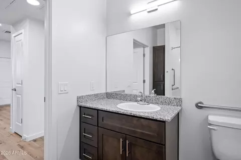 Bath - 2309 E Mcarthur Dr, Tempe, AZ 85288 photo 3 of 3