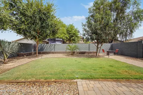 1082 E Leslie Cir, San Tan Valley, AZ 85140