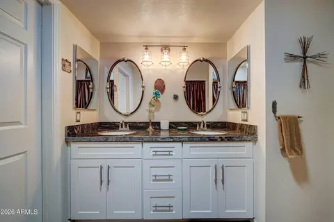 Bath - 3510 E Hampton Ave #114, Mesa, AZ 85204 photo 1 of 3
