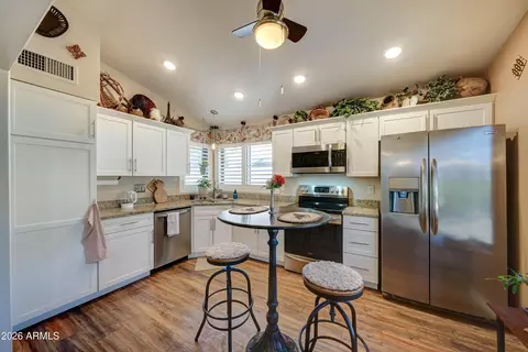 Kitchen - 3510 E Hampton Ave #114, Mesa, AZ 85204 photo 1 of 4