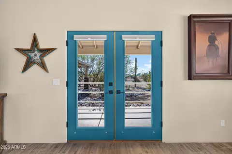Entry Way - 141 E Cloud Rd, Phoenix, AZ 85086 photo 6 of 8