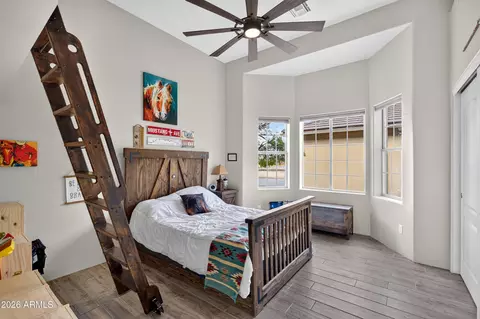 Bedroom - 141 E Cloud Rd, Phoenix, AZ 85086 photo 7 of 8