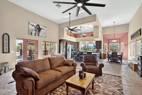 Living - 141 E Cloud Rd, Phoenix, AZ 85086 photo 4 of 4