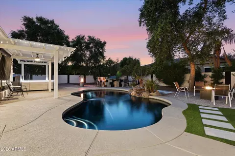 Exterior - 3166 E Morrison Ranch Pkwy, Gilbert, AZ 85296 photo 11 of 14