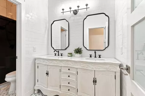 Bath - 3166 E Morrison Ranch Pkwy, Gilbert, AZ 85296 photo 5 of 5