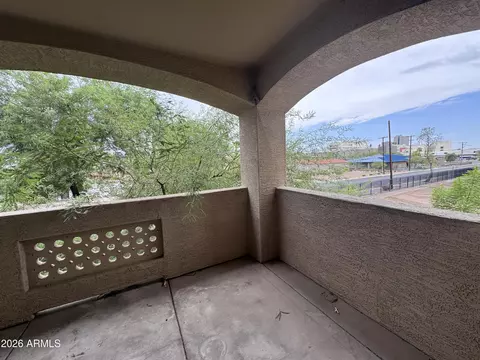 Exterior - 920 E Devonshire Ave #2006, Phoenix, AZ 85014 photo 1 of 1