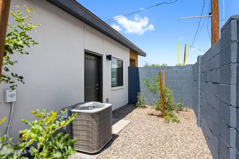 Exterior - 2331 E Mcarthur Dr, Tempe, AZ 85288 photo 6 of 6