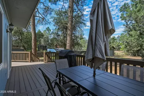 Exterior - 902 E Frontier St, Payson, AZ 85541 photo 5 of 9