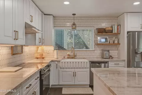 Kitchen - 902 E Frontier St, Payson, AZ 85541 photo 5 of 7