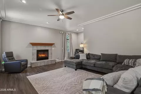 Living - 902 E Frontier St, Payson, AZ 85541 photo 1 of 1