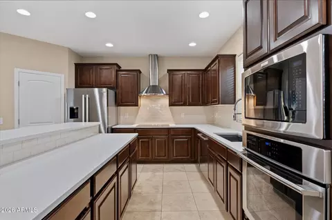Kitchen - 4436 E Muriel Dr, Phoenix, AZ 85032 photo 3 of 4