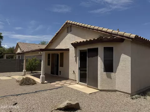 Exterior - 2575 E Brooks St, Gilbert, AZ 85296 photo 7 of 8