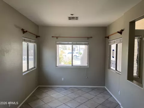 Living - 2575 E Brooks St, Gilbert, AZ 85296 photo 4 of 4