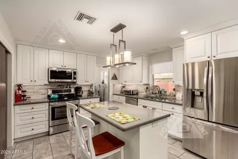 Kitchen - 4734 E Florian Cir, Mesa, AZ 85206 photo 4 of 4