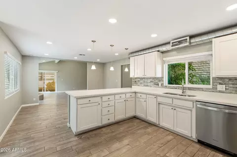Kitchen - 4 E San Miguel Ave, Phoenix, AZ 85012 photo 3 of 3