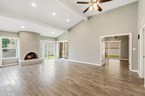 Living - 4 E San Miguel Ave, Phoenix, AZ 85012 photo 4 of 10