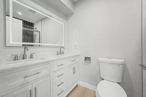 Bath - 2136 E Colgate Dr, Tempe, AZ 85283 photo 3 of 3