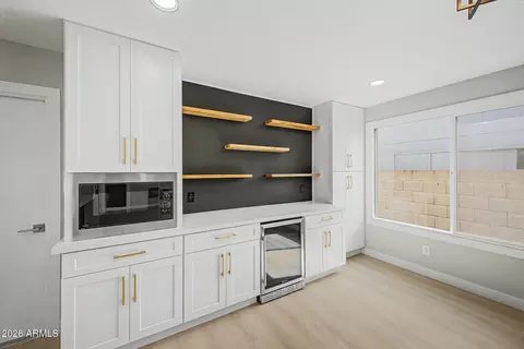 Kitchen - 2136 E Colgate Dr, Tempe, AZ 85283 photo 2 of 5