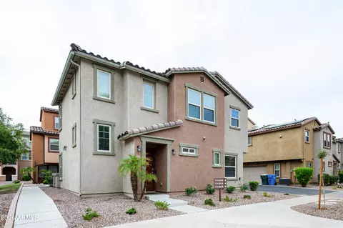 7755 W Palm Ln, Phoenix, AZ 85035