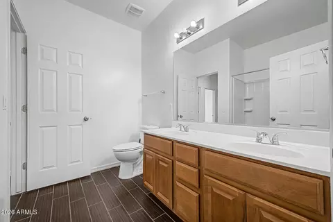 Bath - 859 E Aberdeen Dr, Gilbert, AZ 85298 photo 3 of 4