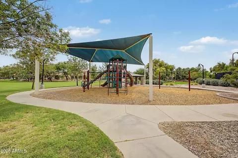 View/Area - 859 E Aberdeen Dr, Gilbert, AZ 85298 photo 1 of 7