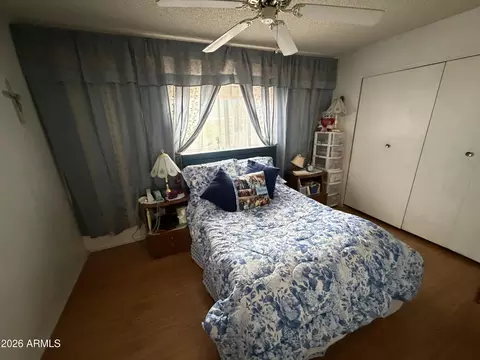 Bedroom - 720 W Wagoner Rd, Phoenix, AZ 85023 photo 2 of 3