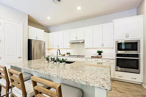 Kitchen - 4290 E Cynthia St, Gilbert, AZ 85295 photo 1 of 5