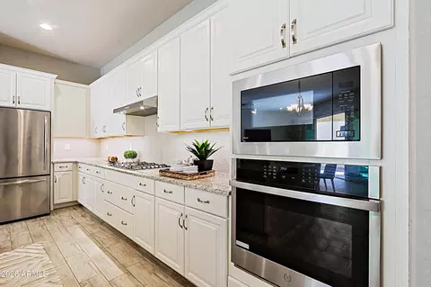 Kitchen - 4290 E Cynthia St, Gilbert, AZ 85295 photo 3 of 5