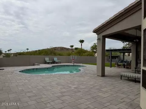 943 E Desert Flower Ln, Phoenix, AZ 85048 photo 5