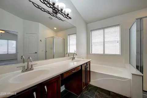 Bath - 26024 N 41st Ave, Phoenix, AZ 85083 photo 2 of 3