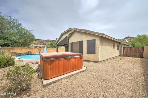 Exterior - 26024 N 41st Ave, Phoenix, AZ 85083 photo 6 of 6